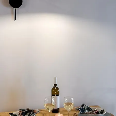 L'angorfa De Casa Santiago, * Tivenys